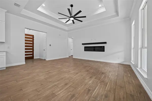 441 Silo Court, Waxahachie, TX 75167