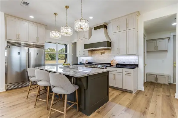 242 Private Rd 2712, Mount Pleasant, TX 75455