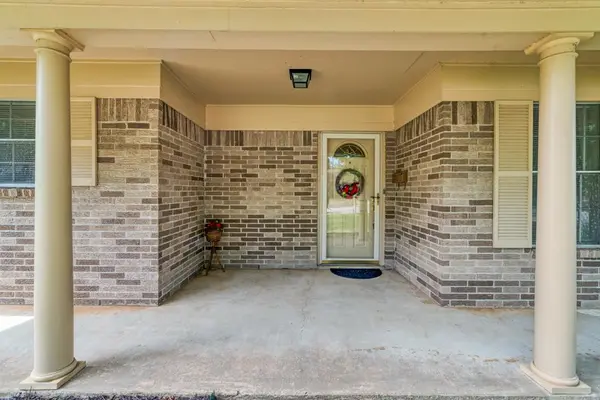 210 31st Street SW, Paris, TX 75460