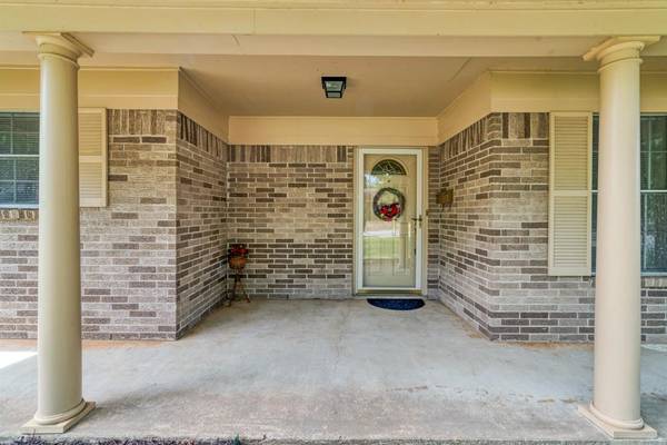 210 31st Street SW, Paris, TX 75460