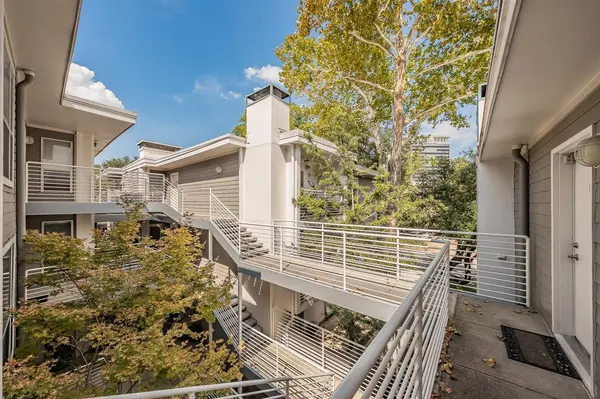 3711 Holland Avenue #303, Dallas, TX 75219