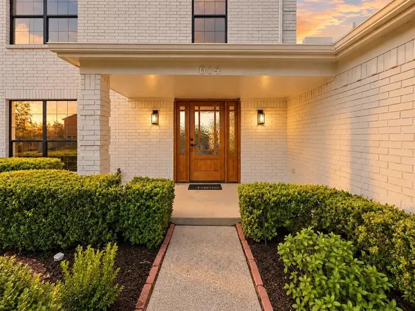 614 Berkley Drive, Grapevine, TX 76051