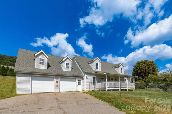378 Yates Cove RD, Waynesville, NC 28785