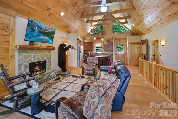 335 Mt. Mitchell DR, Burnsville, NC 28714