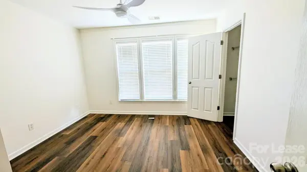 9017 Mcalwaine Preserve AVE, Charlotte, NC 28277