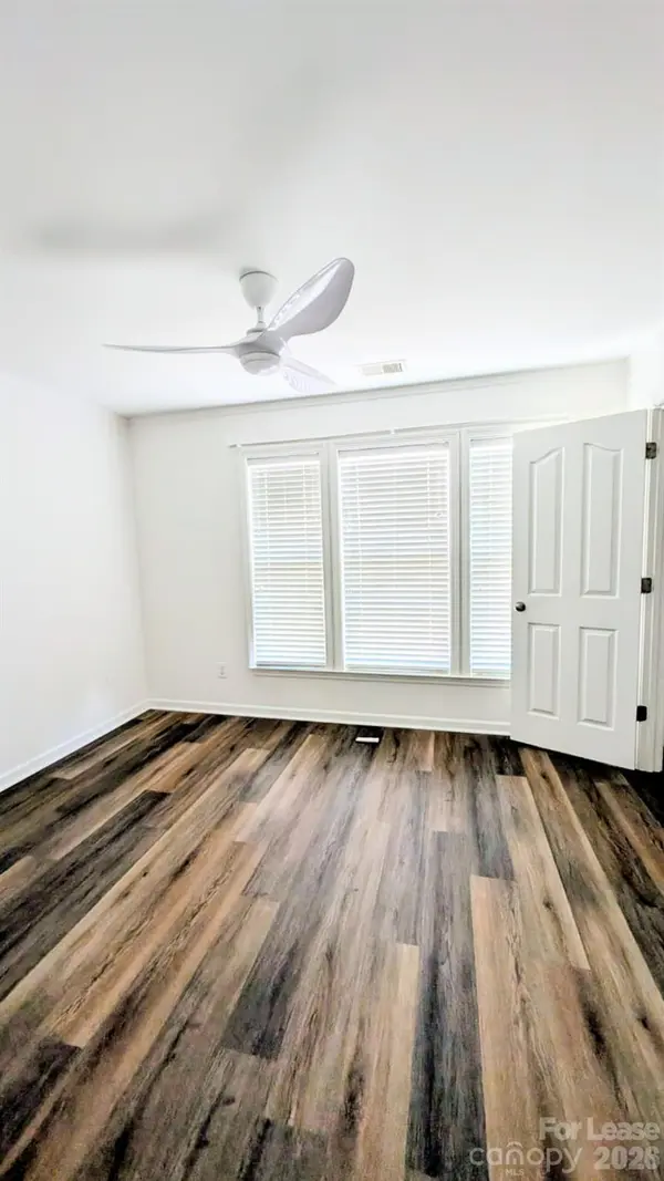 9017 Mcalwaine Preserve AVE, Charlotte, NC 28277