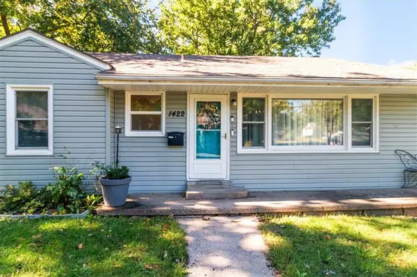 1422 N Spring ST, Independence, MO 64050