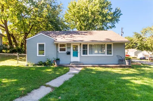 1422 N Spring ST, Independence, MO 64050