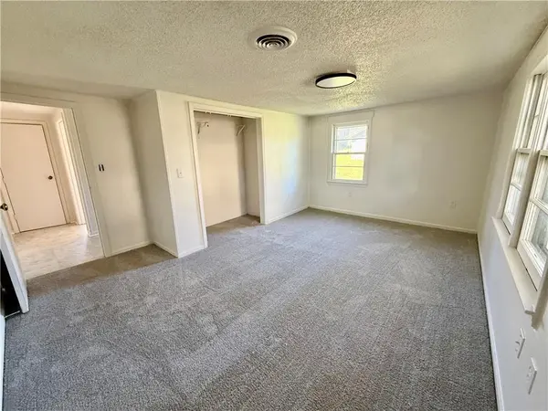 414 Darneal AVE, Richmond, MO 64085