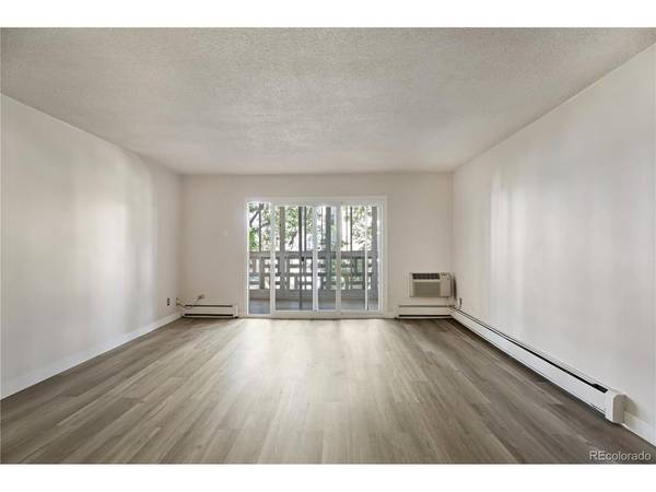 9315 E Center #1B, Denver, CO 80247