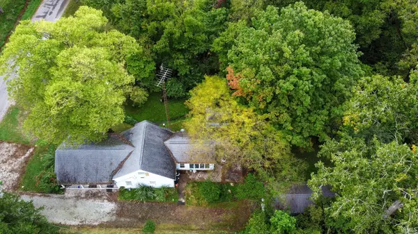 17078 18B RD, Culver, IN 46511