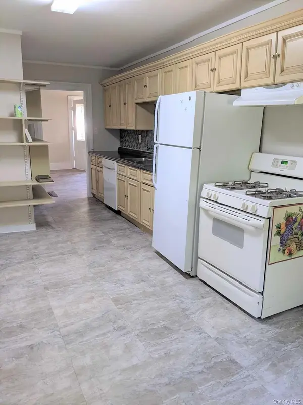 128 #A Main ST ##A, Hudson, NY 12565