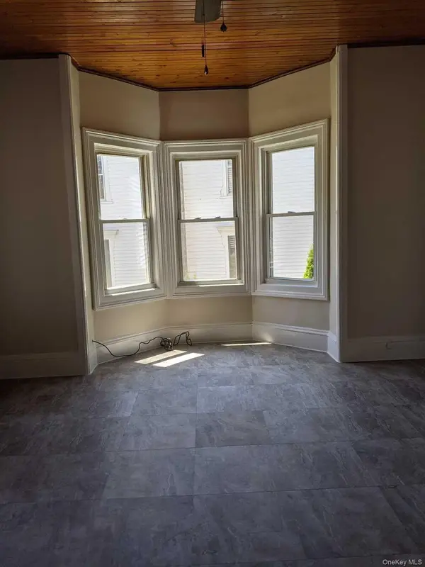 128 #A Main ST ##A, Hudson, NY 12565