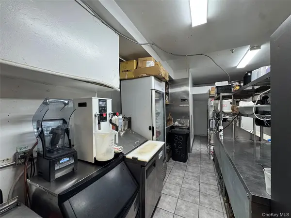 3542 Union ST, Flushing, NY 11354
