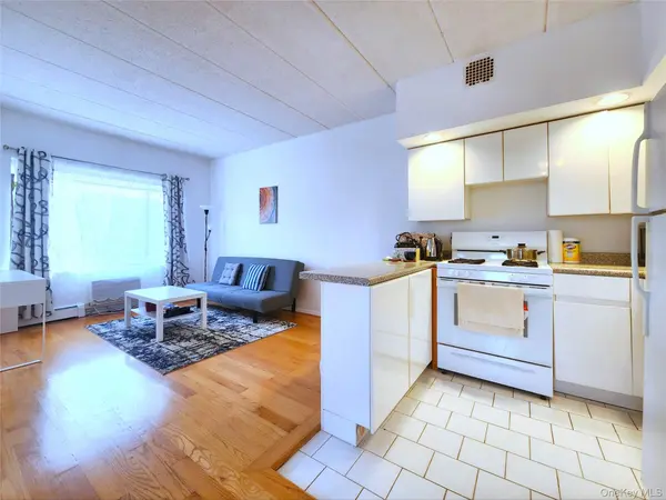 149-15 Barclay AVE #3A, Flushing, NY 11355