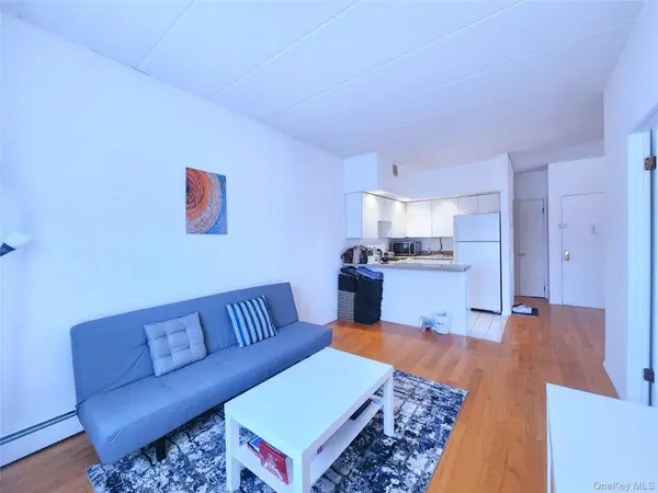 149-15 Barclay AVE #3A, Flushing, NY 11355