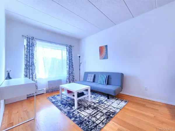 149-15 Barclay AVE #3A, Flushing, NY 11355