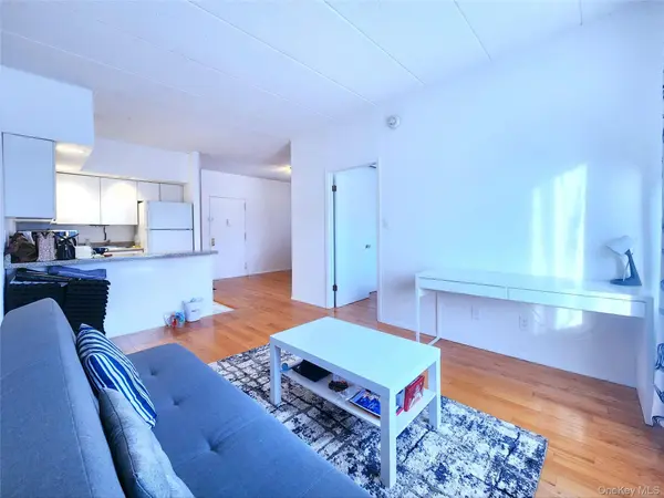 149-15 Barclay AVE #3A, Flushing, NY 11355