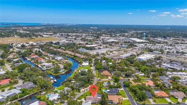 1804 BAYWOOD DR, Sarasota, FL 34231