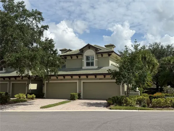 6434 MOORINGS POINT CIR #102, Lakewood Ranch, FL 34202