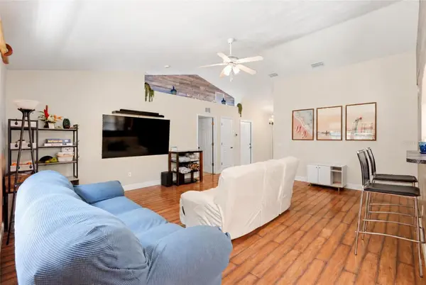 17686 NW 239TH TER, High Springs, FL 32643