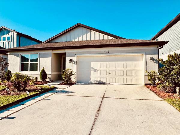 3919 CAPRI COAST DR, Plant City, FL 33565