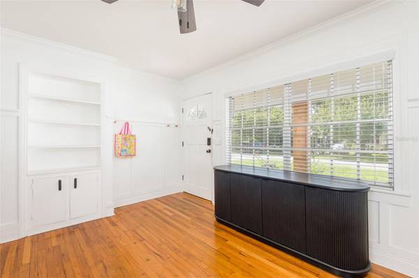1216 E FLORA ST, Tampa, FL 33604