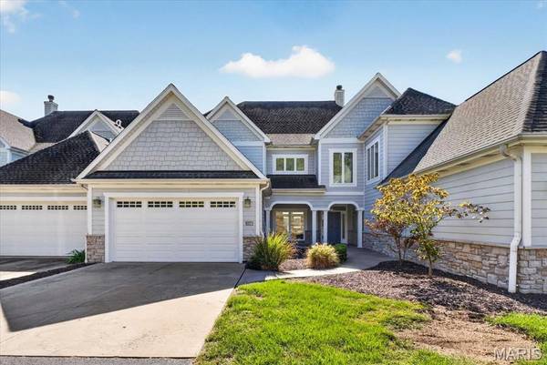 809 Wind Rivers DR #A, Grafton, IL 62037