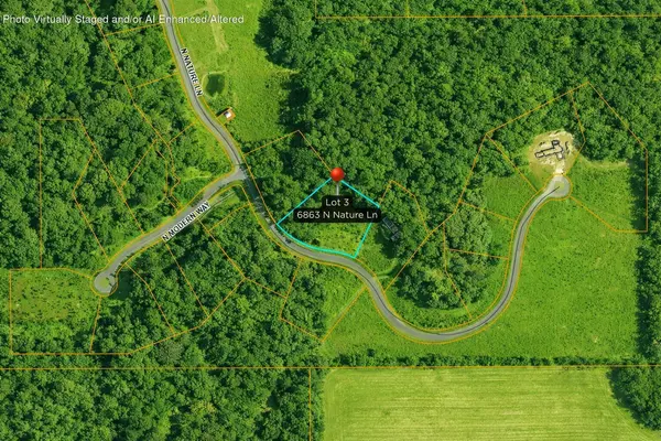 6863 N Nature LN, La Porte, IN 46350