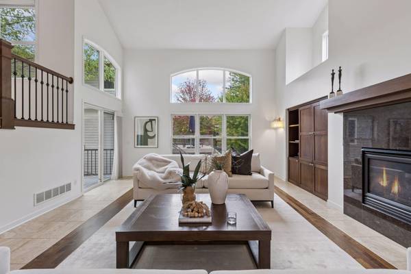 6484 Ivy WAY, Edina, MN 55436