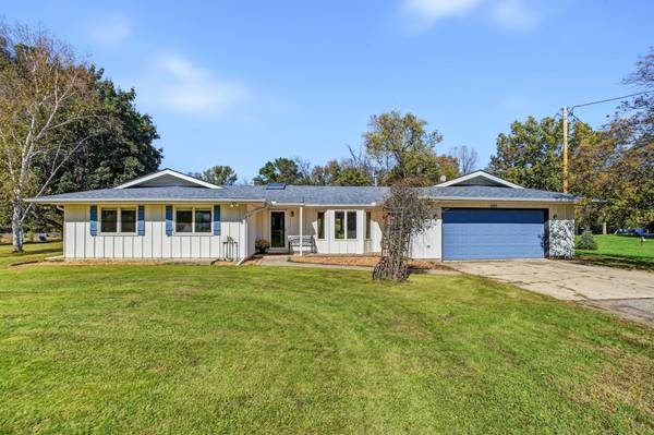 963 Trout Brook RD, Hudson, WI 54016