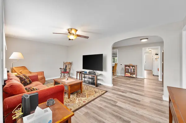 205 W South AVE, Chippewa Falls, WI 54729