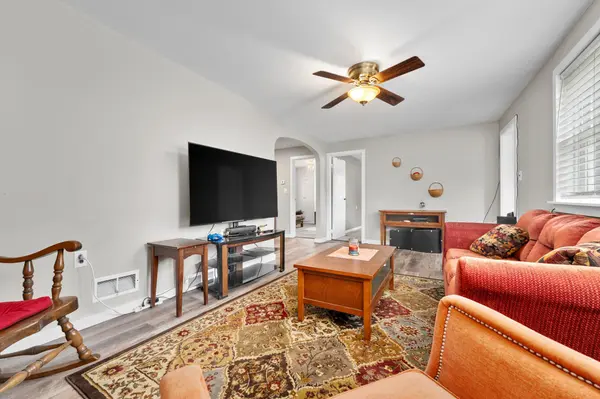 205 W South AVE, Chippewa Falls, WI 54729