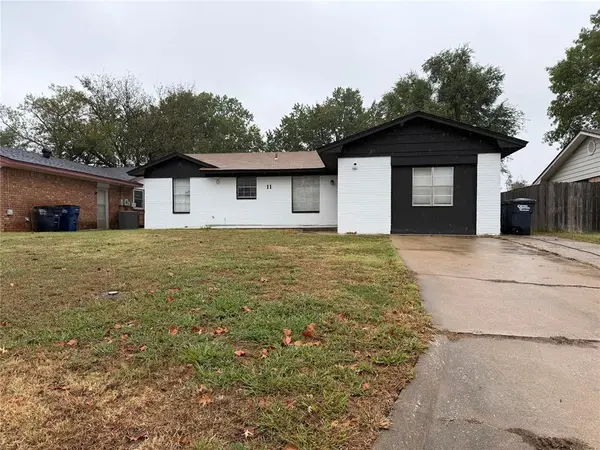11 Osage DR, Shawnee, OK 74801