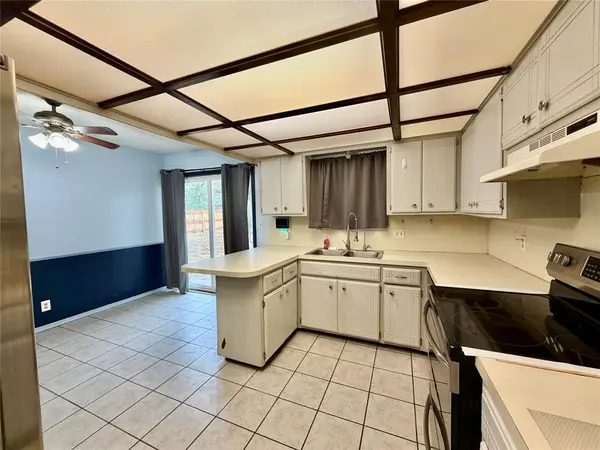 11 Osage DR, Shawnee, OK 74801