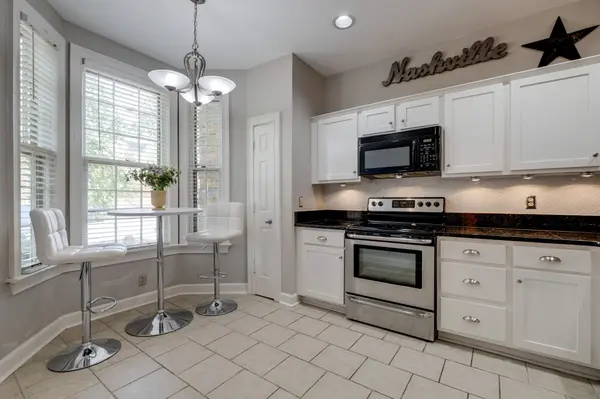 3110 W End Cir #2, Nashville, TN 37203
