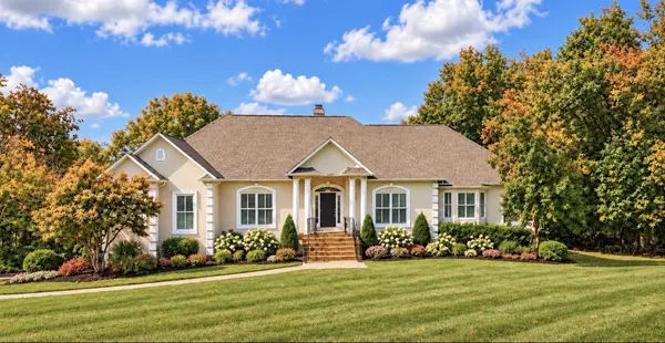 1108 Abbey Rd, Columbia, TN 38401