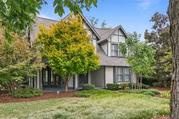 3628 Richland Ave, Nashville, TN 37205