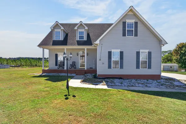 39 Maple Ridge Ct, Mcminnville, TN 37110