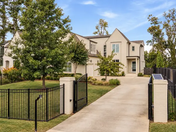 1808 Castleman Dr, Nashville, TN 37215