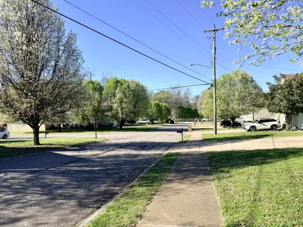 113 Waters Edge Ln, Hendersonville, TN 37075
