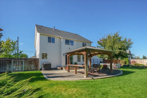 7614 N F St, Spokane, WA 99208