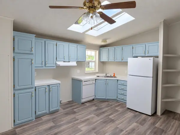 2601 N N BARKER  #102 Rd, Spokane Valley, WA 99027