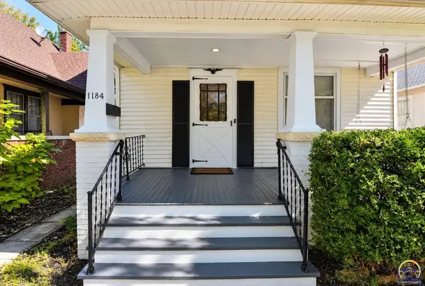 1184 SW Garfield AVE, Topeka, KS 66604