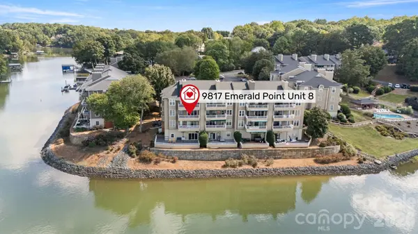 9817 Emerald Point DR ##8, Charlotte, NC 28278
