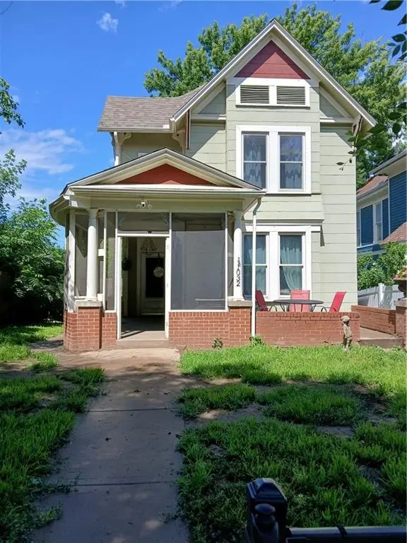 1032 5th AVE, Leavenworth, KS 66048