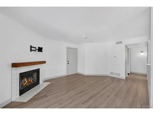 5706 W Asbury #108, Lakewood, CO 80227