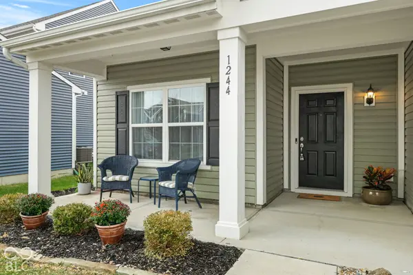 1244 Crabapple RD, Franklin, IN 46131