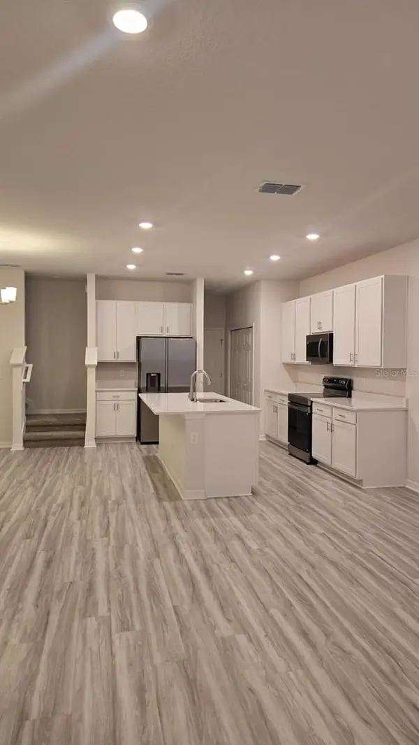 527 WINDY WILLOW WAY #527, St Cloud, FL 34771
