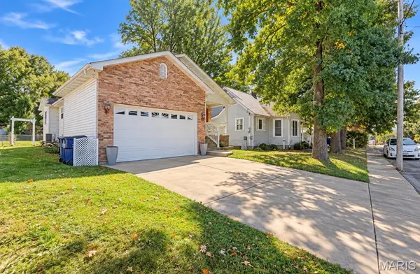 914 Valentine ST, Festus, MO 63028
